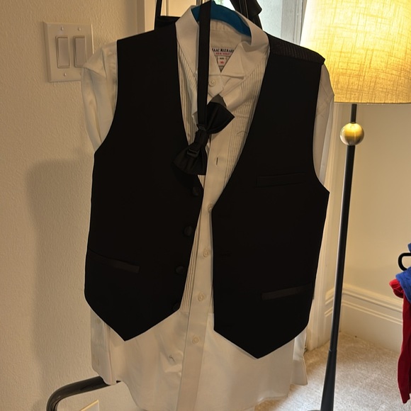 Isaac Mizrahi Elegant Black Tuxedo for Kids - Picture 9 of 10